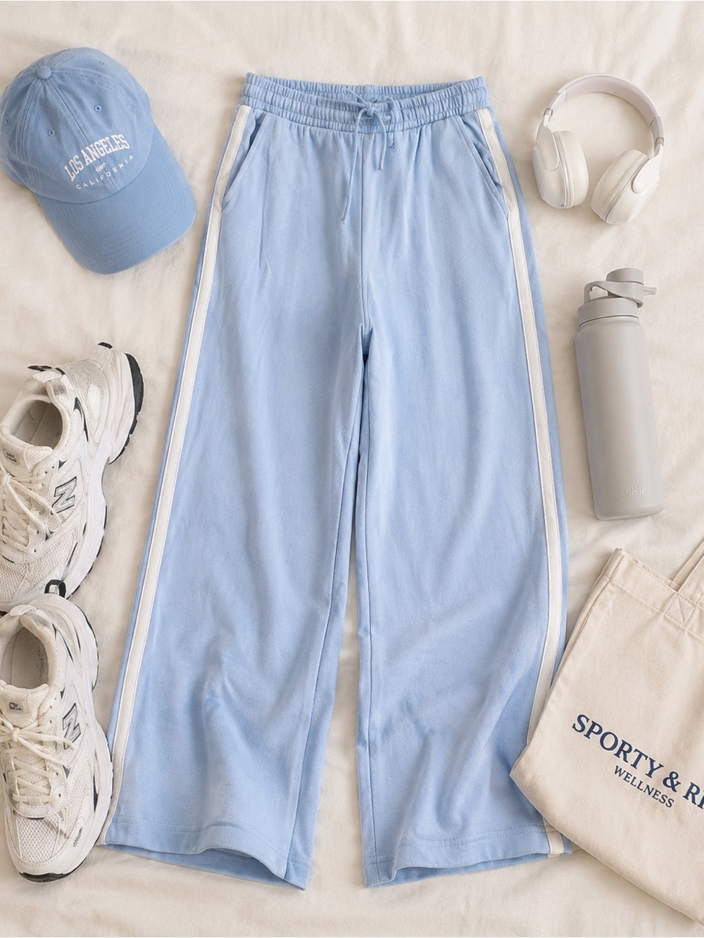 NWT Old Navy High-Waisted SoComfy Wide-Leg Sweatpants Light Blue & White Size SP - Picture 12 of 12